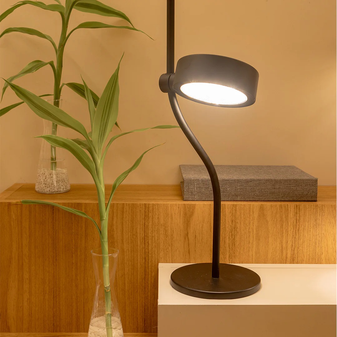 Ilumine seu Espaço: Como Escolher a Luminária de Escritório Ideal